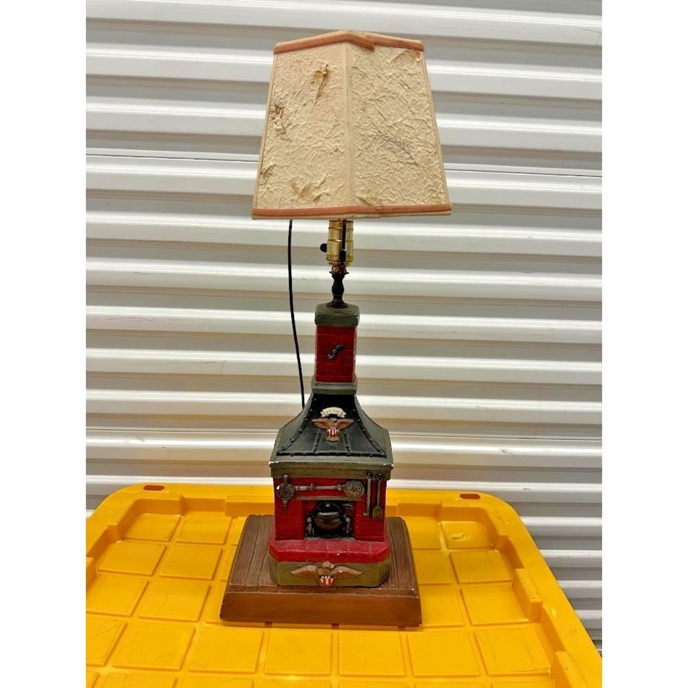 Vintage 1776 Americana Stove Lamp‎ Eagle Patriotic Rustic Colonial Table Light